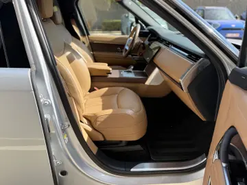 LAND ROVER Range Rover 3.0 P460e SE