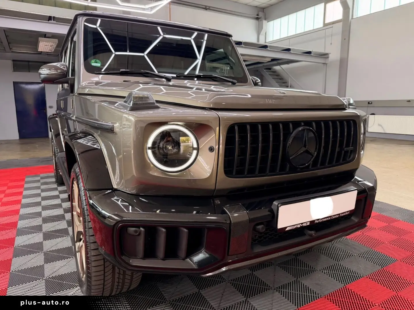 MERCEDES-BENZ G 63 AMG Superior Performance Carbon Night A22