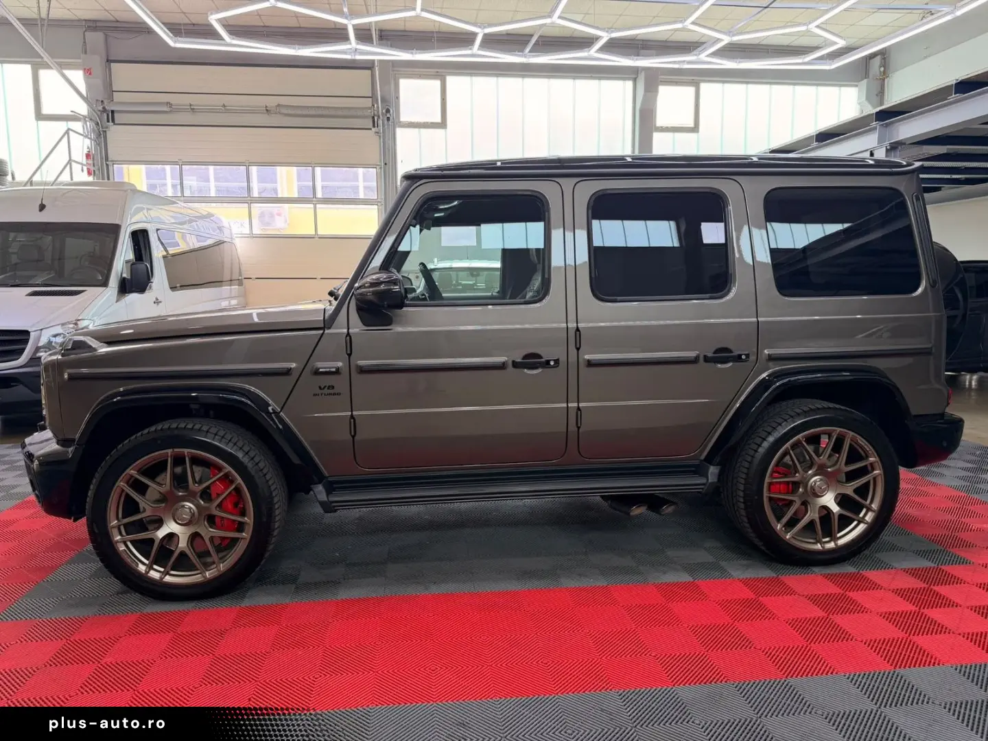 MERCEDES-BENZ G 63 AMG Superior Performance Carbon Night A22