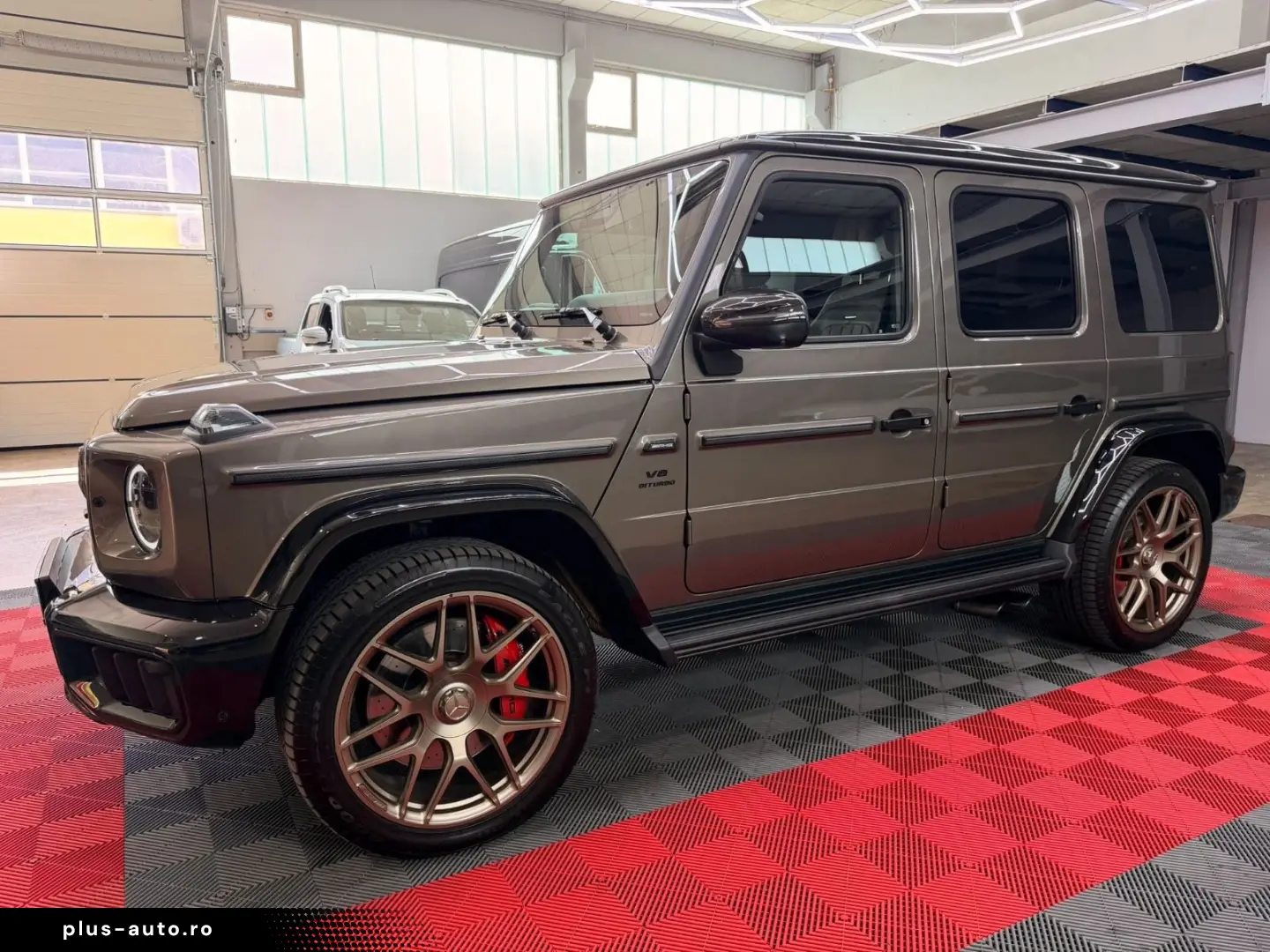 MERCEDES-BENZ G 63 AMG Superior Performance Carbon Night A22