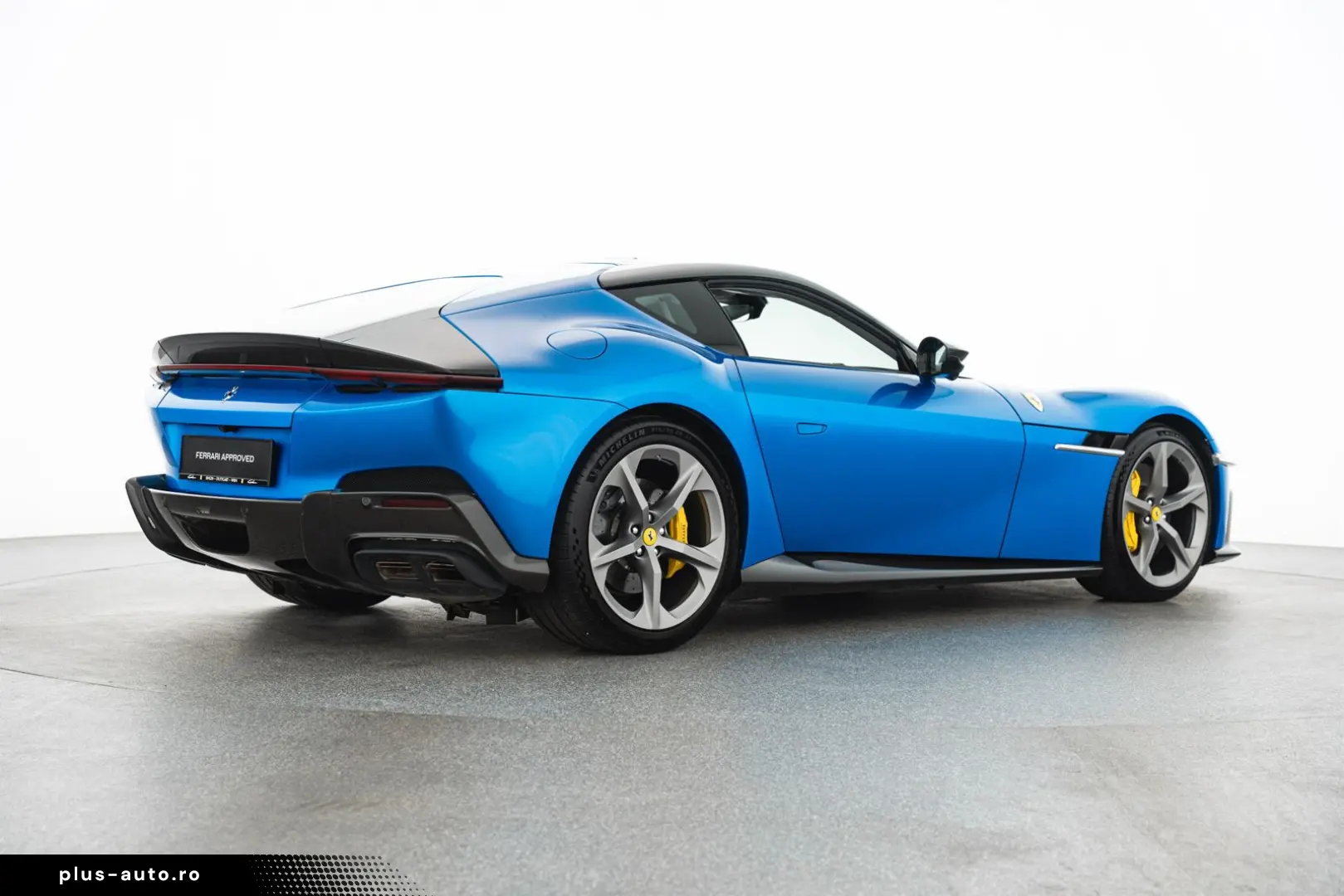FERRARI 12Cilindri