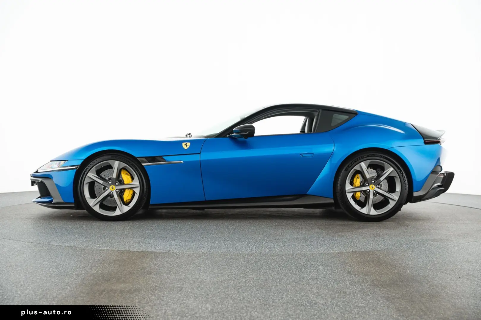 FERRARI 12Cilindri