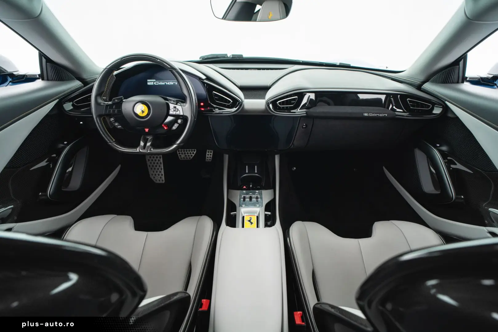 FERRARI 12Cilindri
