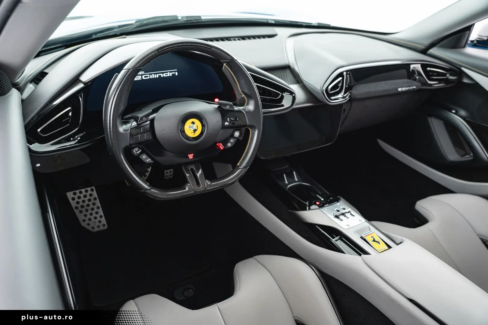 FERRARI 12Cilindri