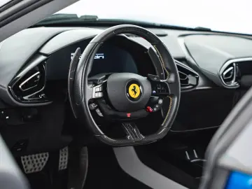 FERRARI 12Cilindri