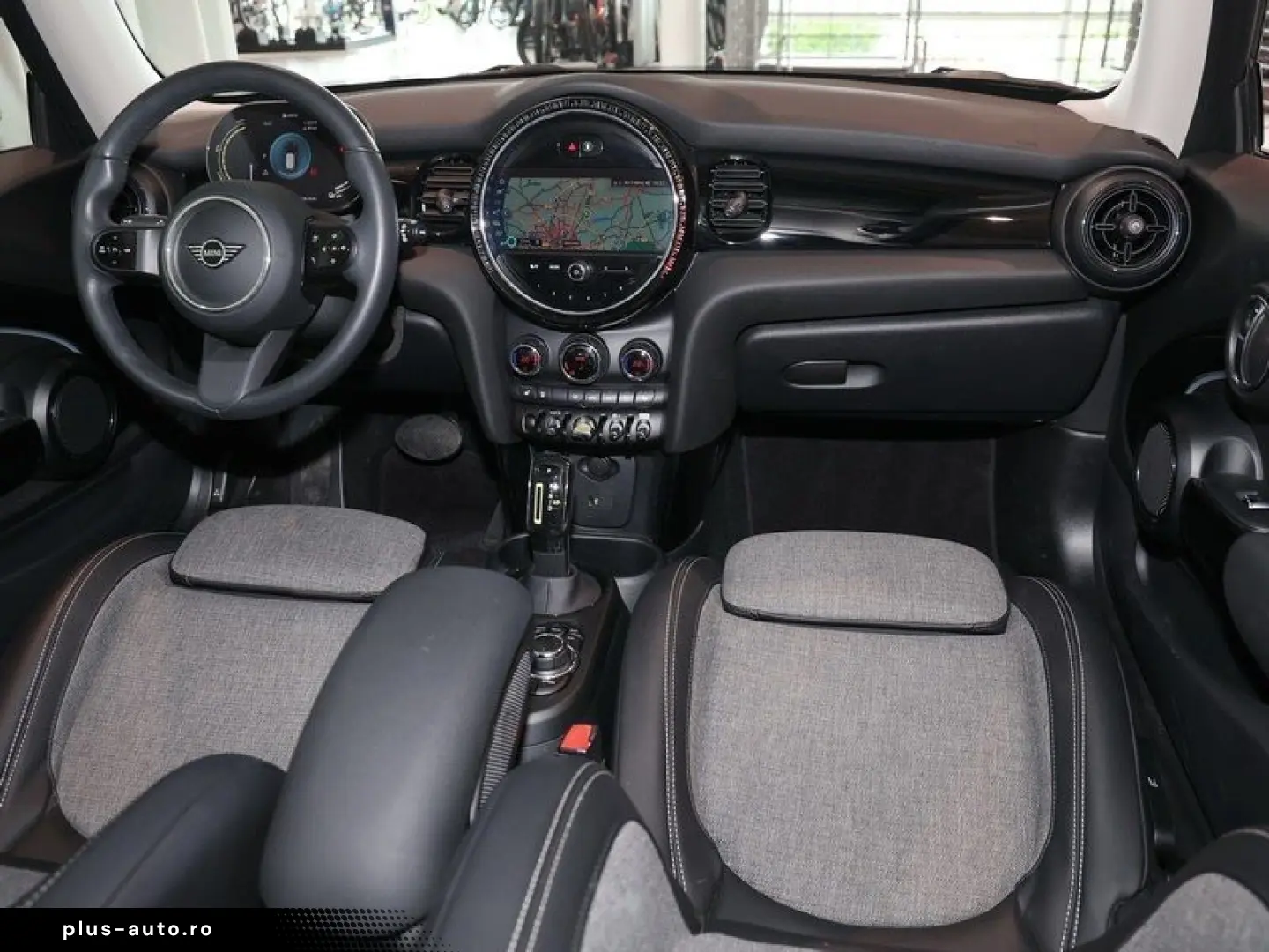 MINI Cooper SE LED DrivAss Navi PDC 16Zoll