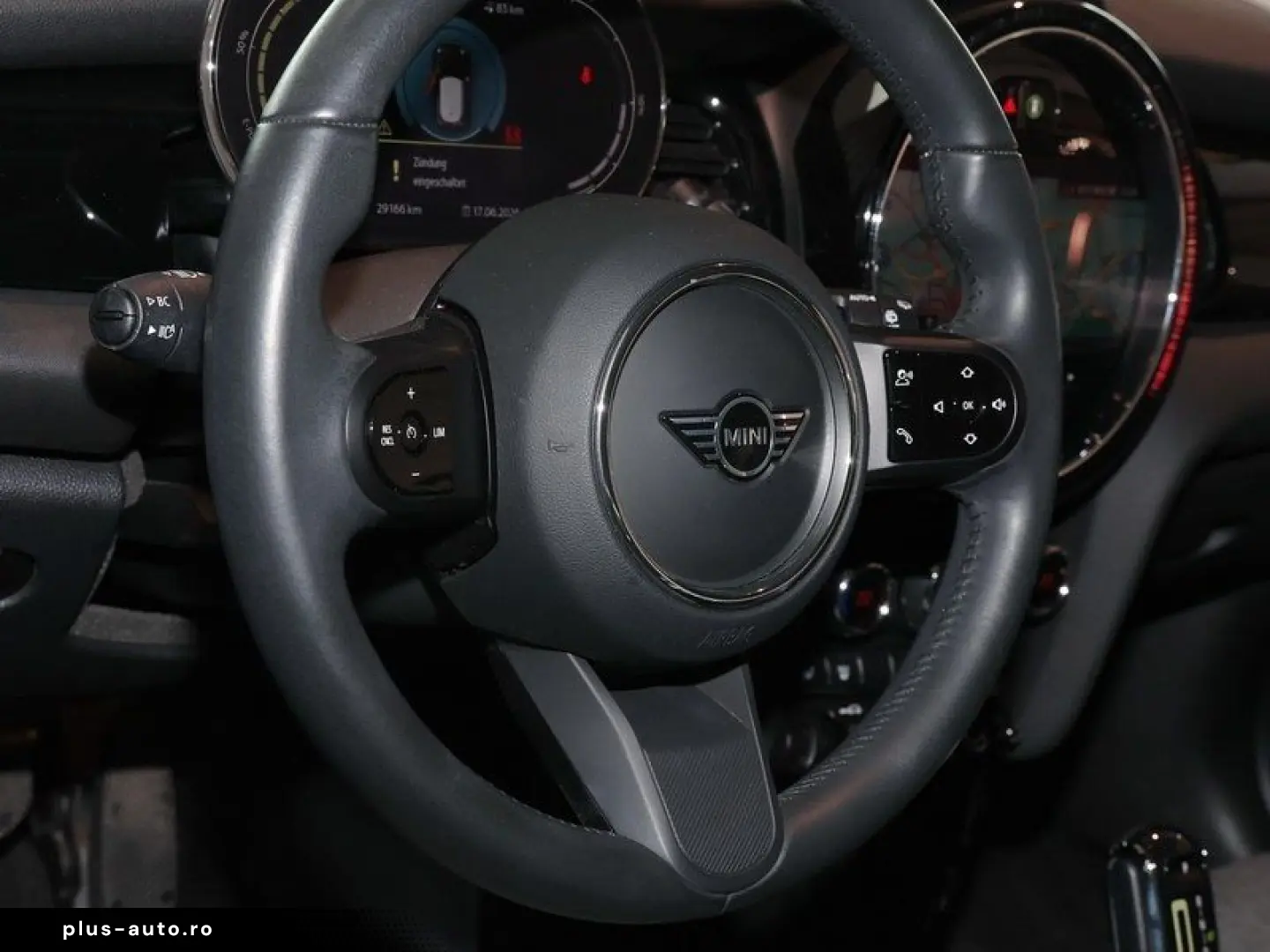 MINI Cooper SE LED DrivAss Navi PDC 16Zoll