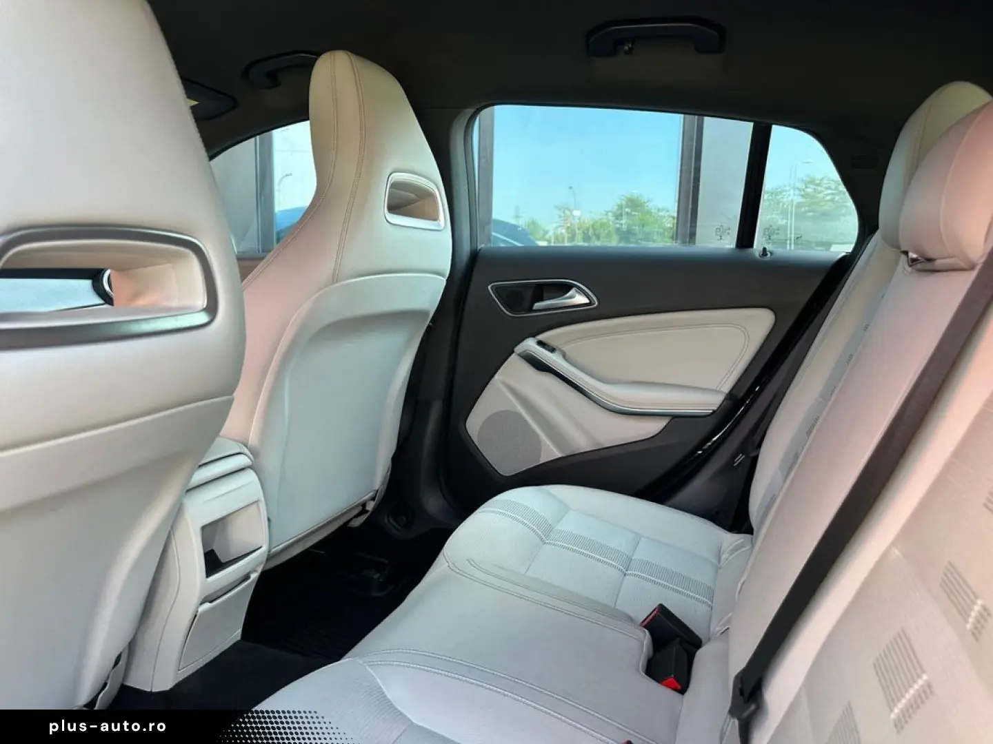 Mercedes-Benz Cla-220
