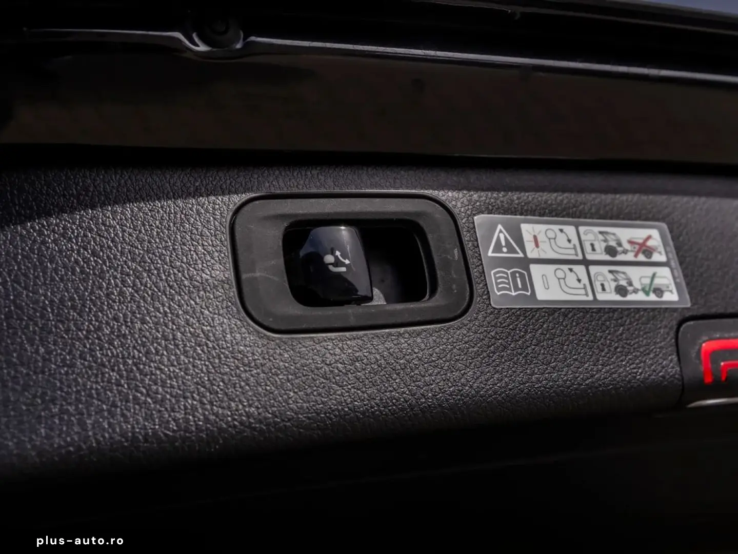 MERCEDES-BENZ C-Class 2022 — imagine 28