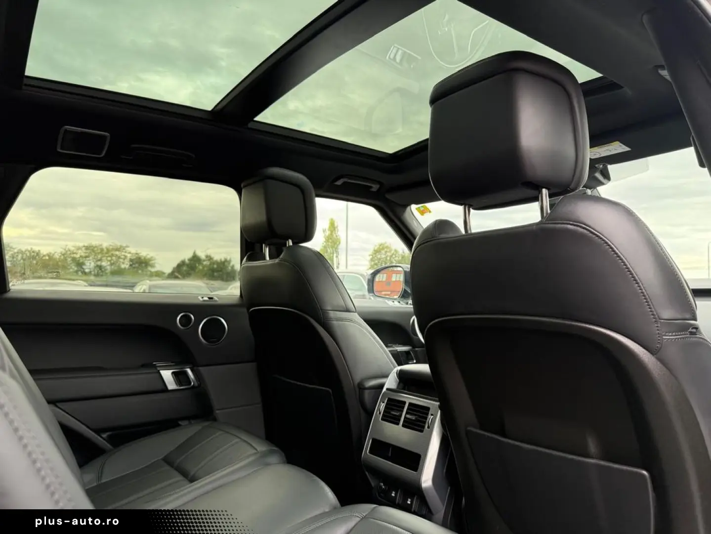 Land-Rover Range-Rover-Sport