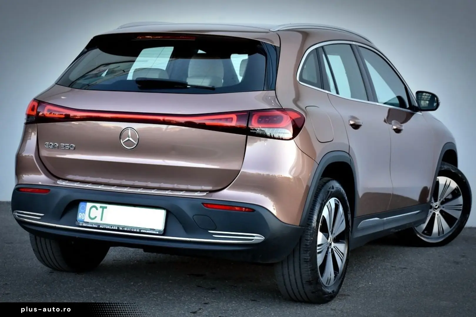 Mercedes-Benz Eqa