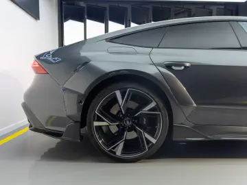 Audi RS7 Sportback Exclusive Kit Carbon & MTM (722 CP)