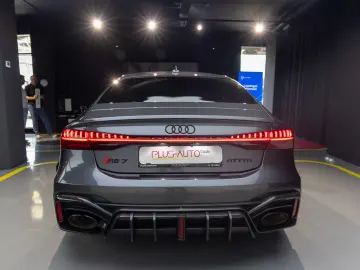 Audi RS7 Sportback Exclusive Kit Carbon & MTM (722 CP)