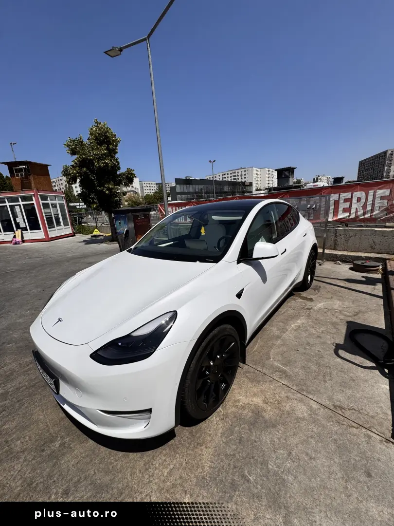 Tesla Model Y Long Range