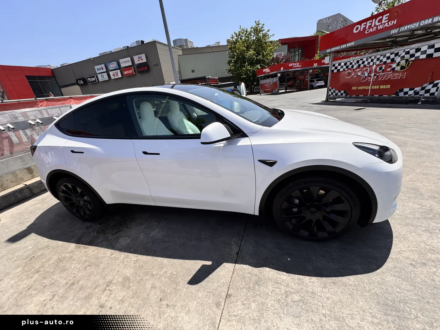 Tesla Model Y Long Range