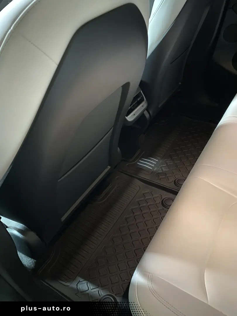 Tesla Model Y Long Range