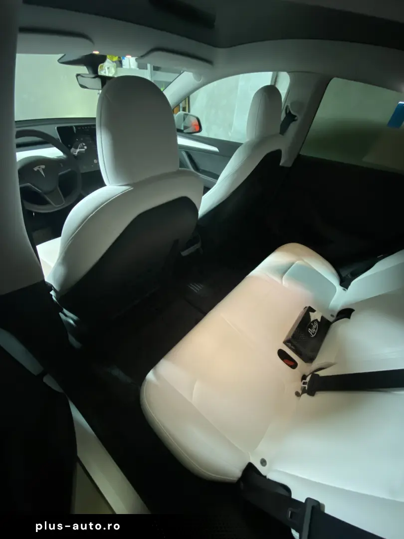 Tesla Model Y Long Range