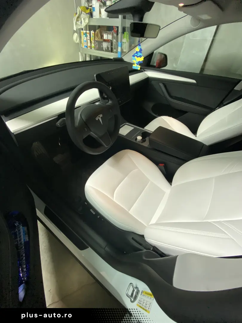 Tesla Model Y Long Range
