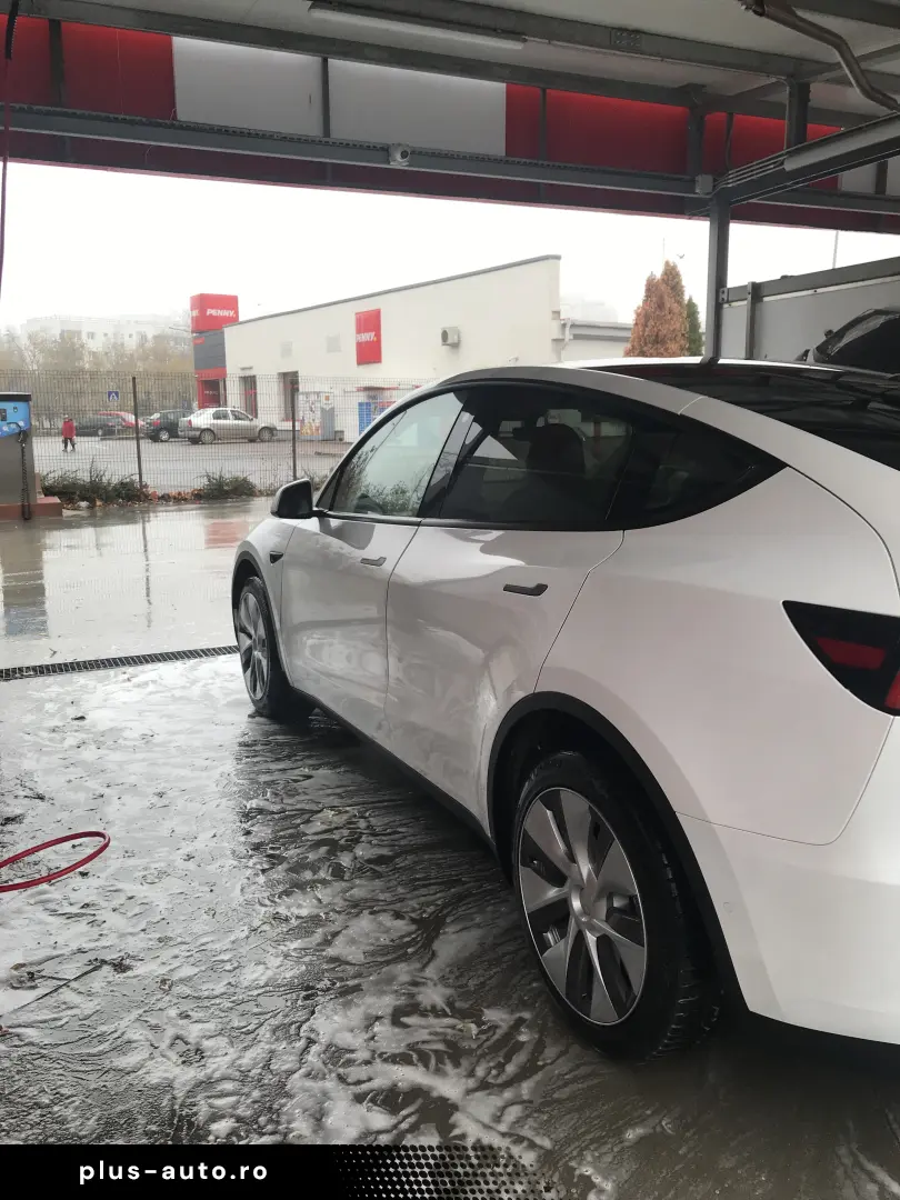 Tesla Model Y Long Range