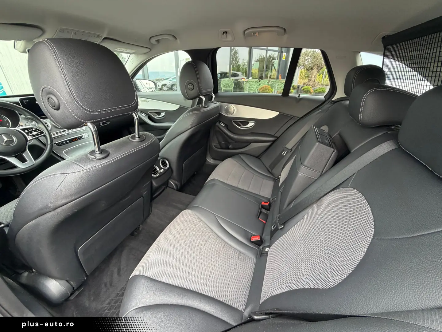 MERCEDES-BENZ C220d    BURMASTER    LED