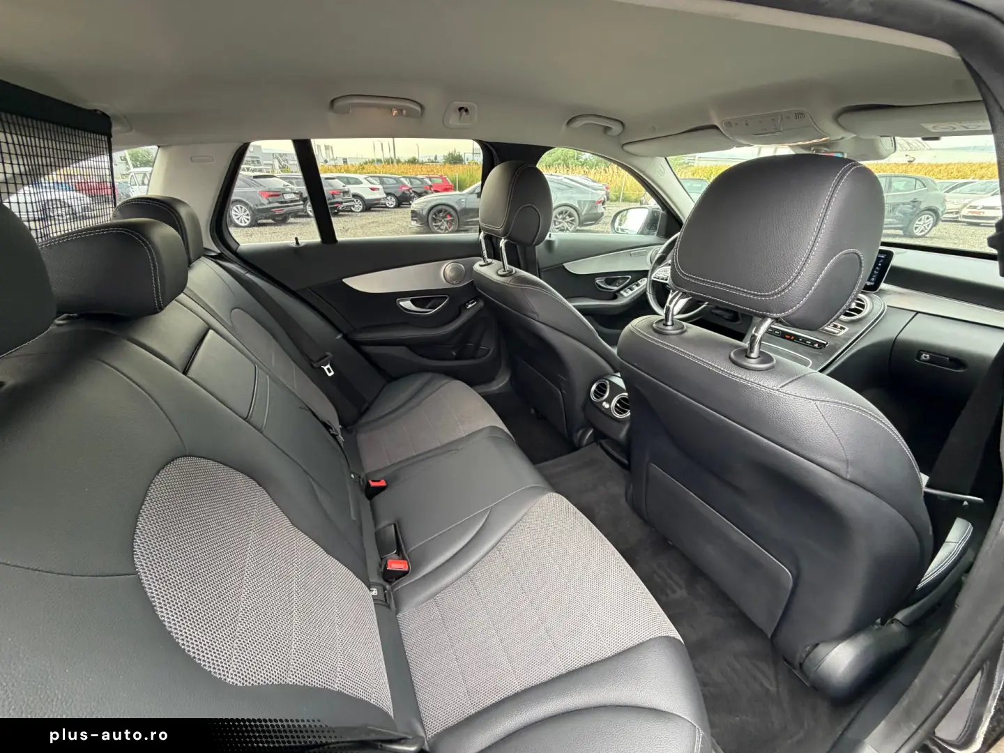 MERCEDES-BENZ C220d    BURMASTER    LED