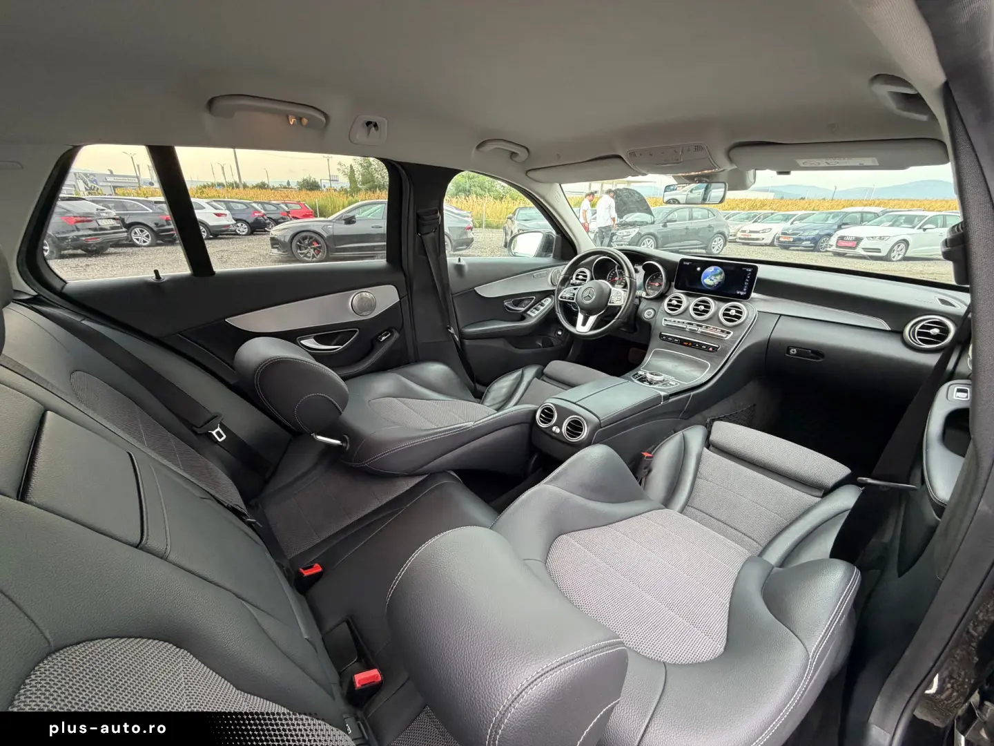 MERCEDES-BENZ C220d    BURMASTER    LED