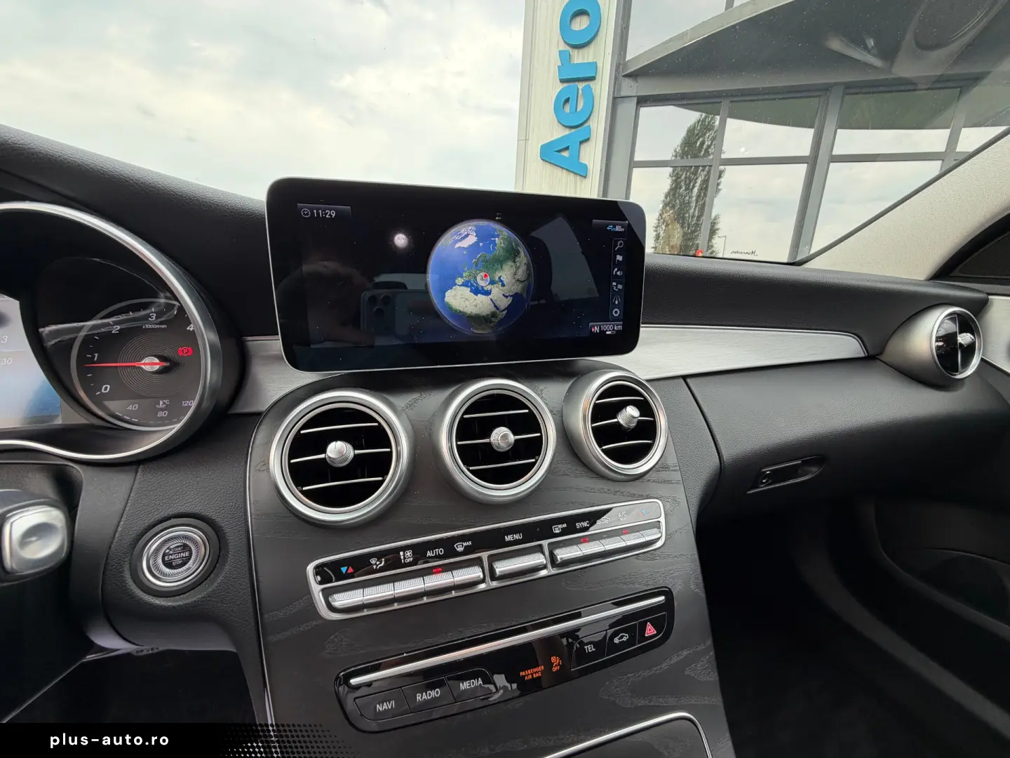 MERCEDES-BENZ C220d    BURMASTER    LED