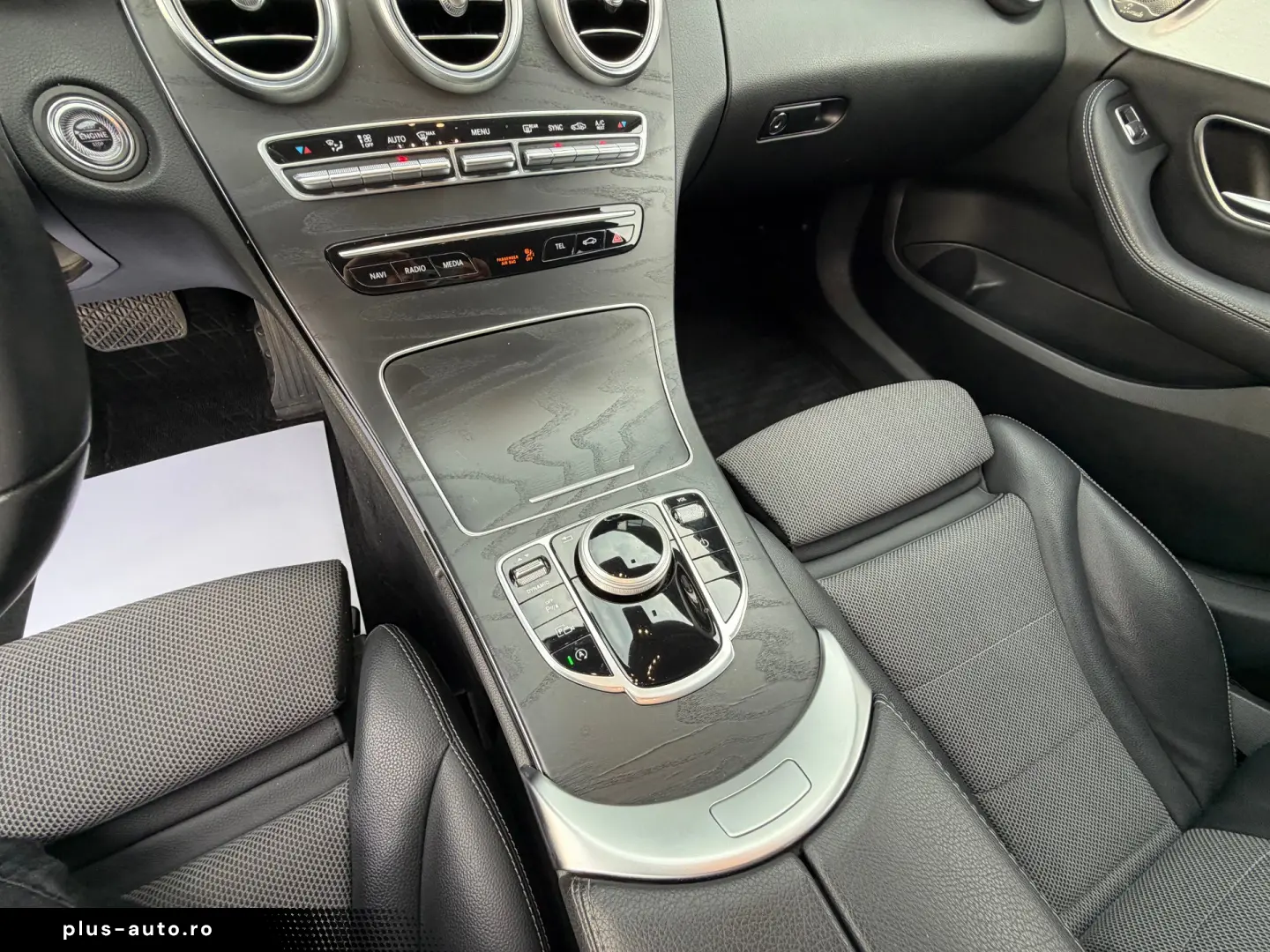 MERCEDES-BENZ C220d    BURMASTER    LED