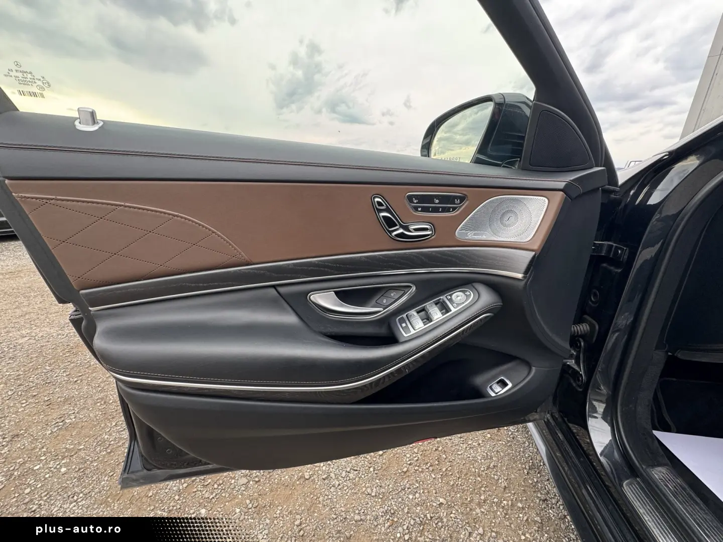 MERCEDES-BENZ S560 LONG    4MATIC    BURMASTER
