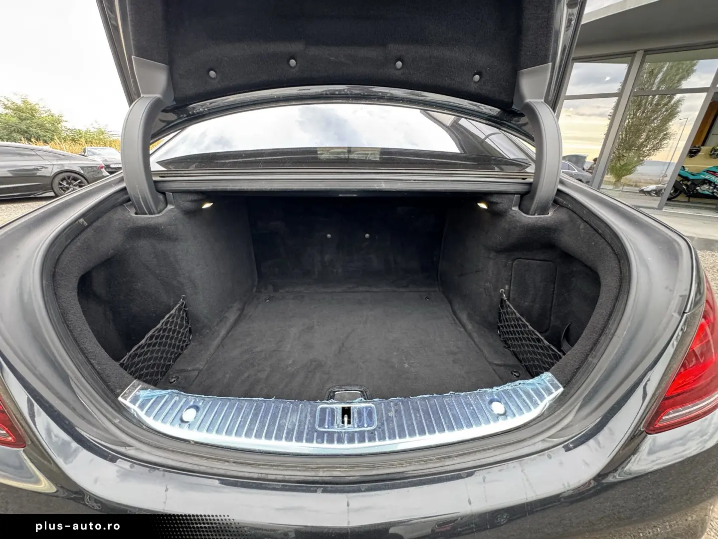 MERCEDES-BENZ S560 LONG    4MATIC    BURMASTER