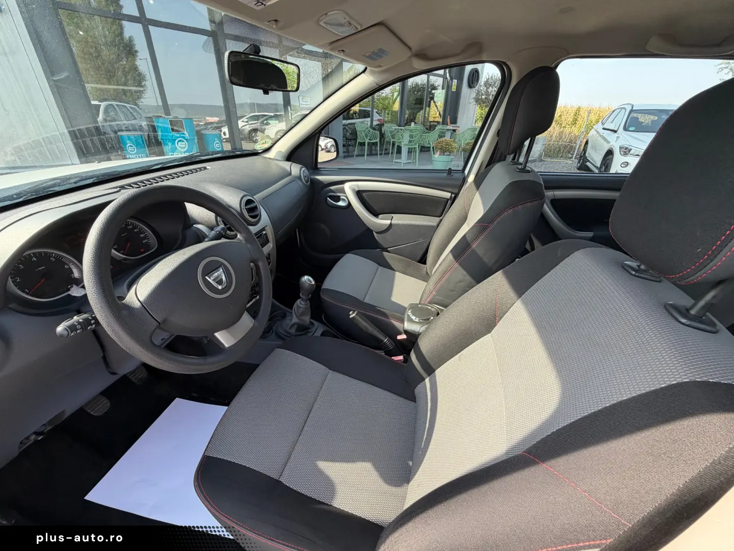 DACIA DUSTER    4x4    1.5 dCi    AER CONDITIONAT