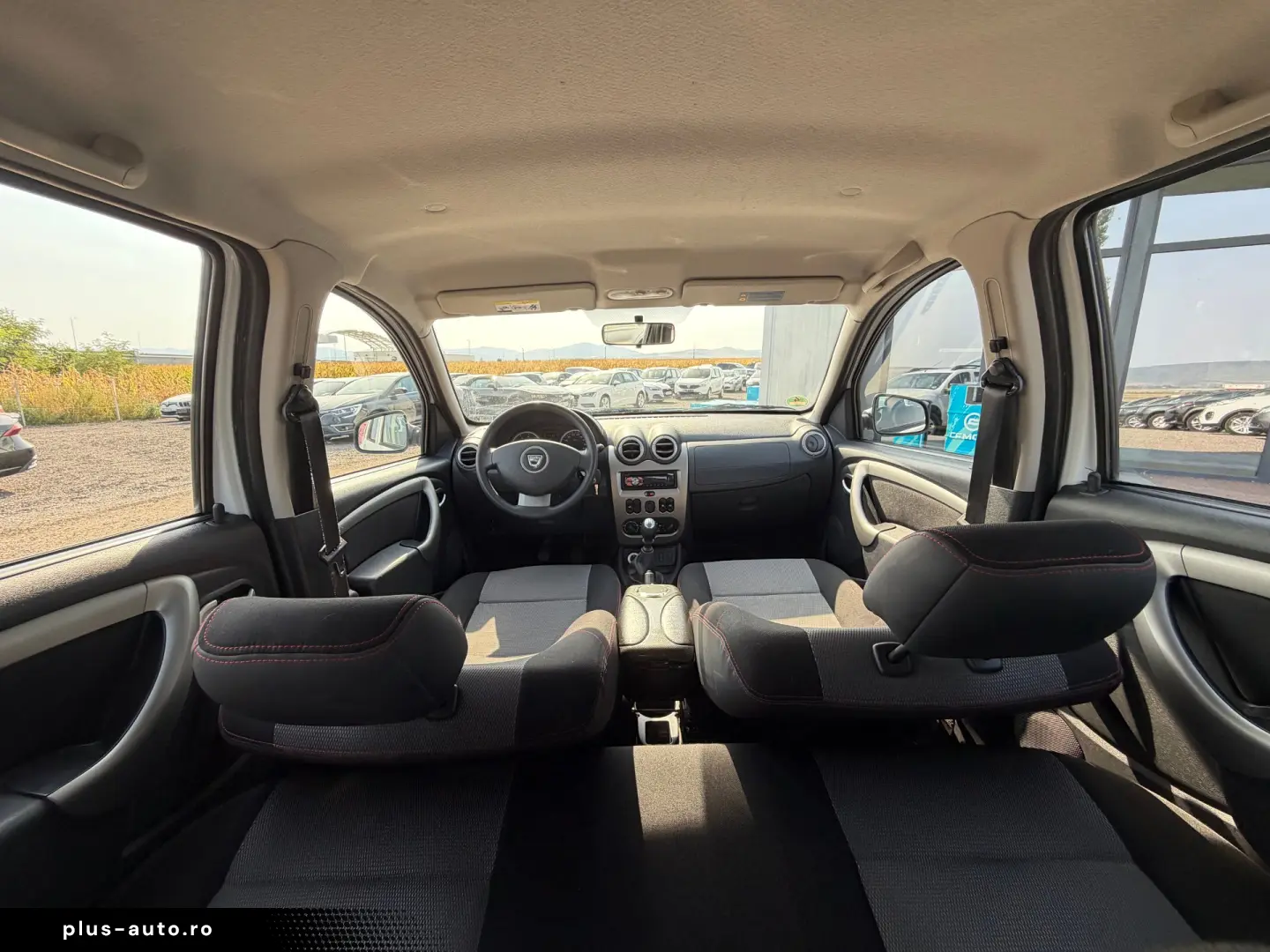DACIA DUSTER    4x4    1.5 dCi    AER CONDITIONAT