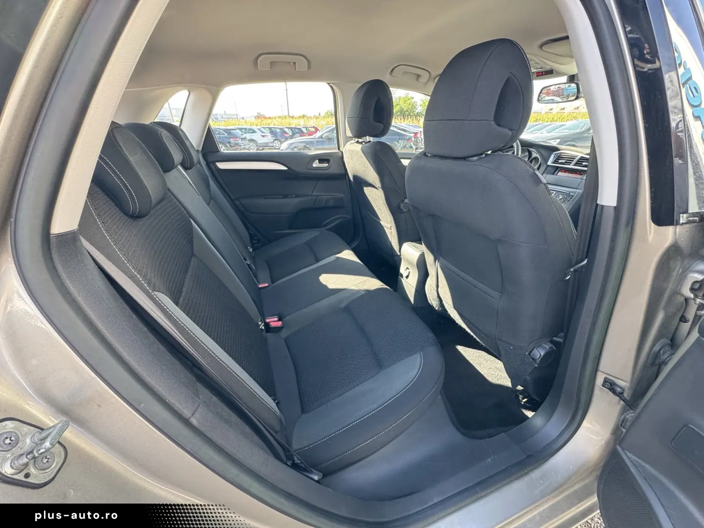CITROEN C4    AUTOMAT    1.6 e-HDi    DUBLU CLIMA