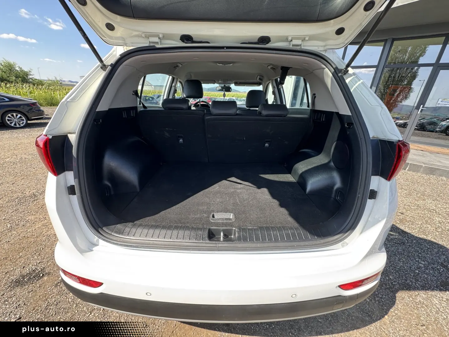 KIA SPORTAGE    2.0 CRDi    AUTOMAT    PIELE