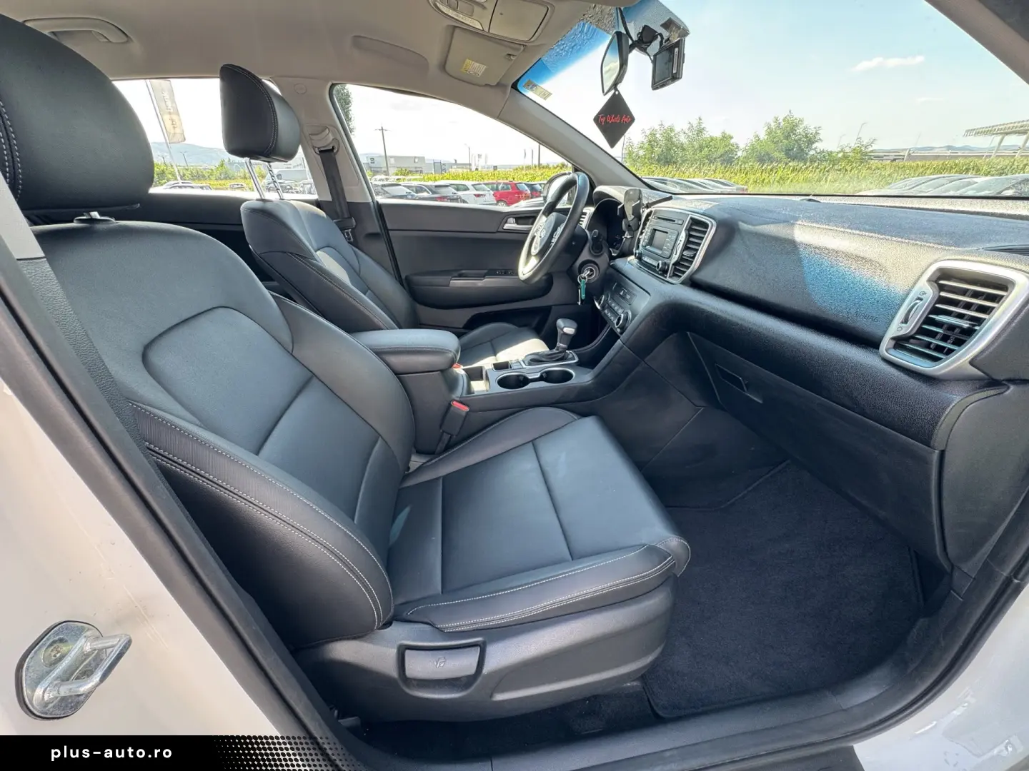 KIA SPORTAGE    2.0 CRDi    AUTOMAT    PIELE