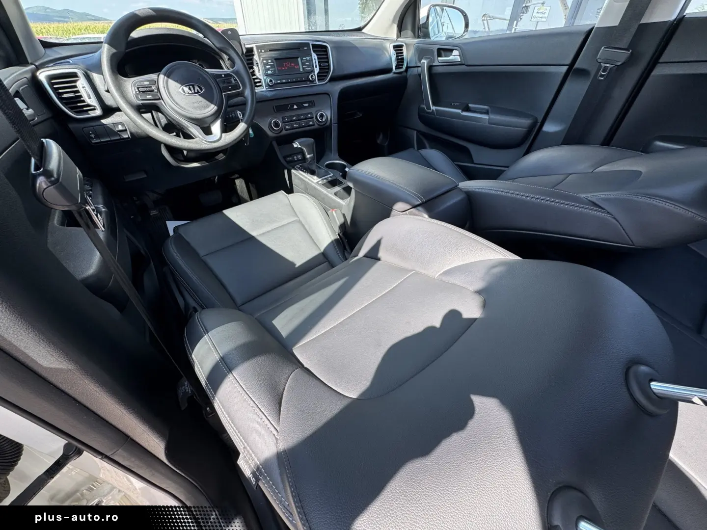 KIA SPORTAGE    2.0 CRDi    AUTOMAT    PIELE