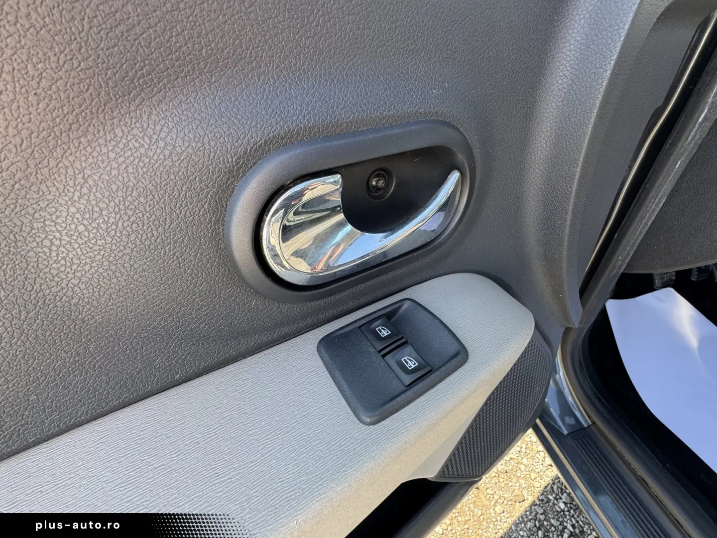 DACIA LODGY    1.5 dCi    7 LOCURI    NAVIGATIE