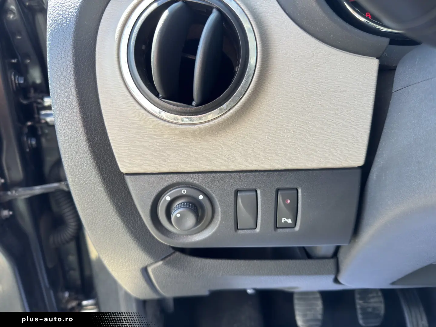 DACIA LODGY    1.5 dCi    7 LOCURI    NAVIGATIE