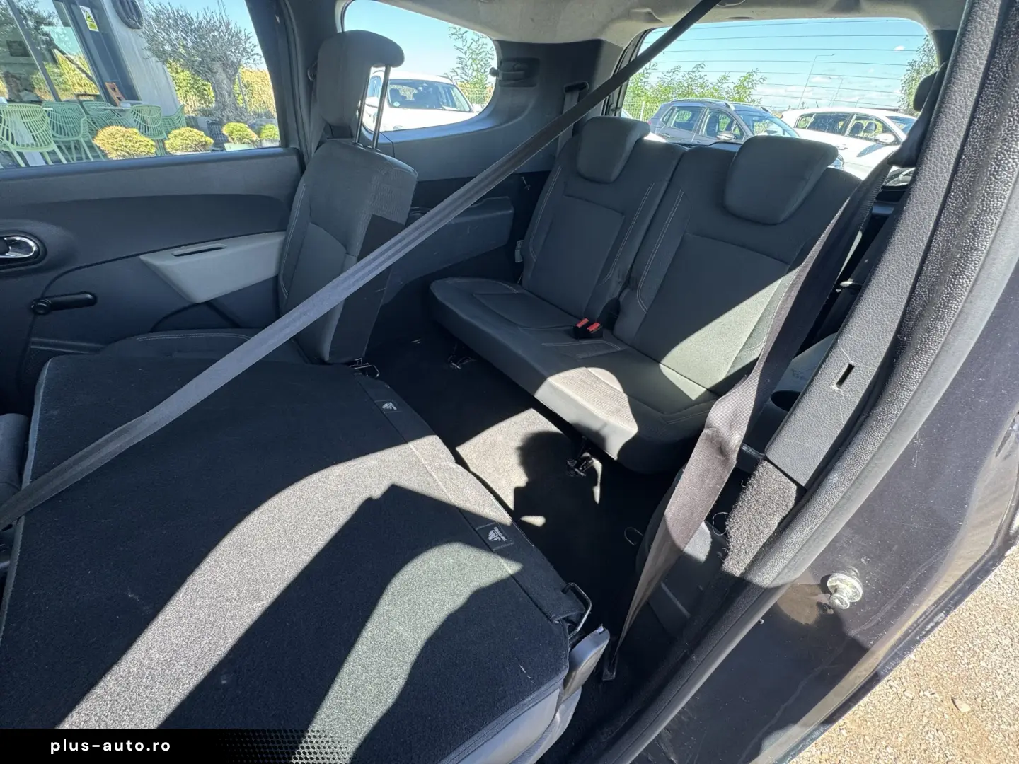 DACIA LODGY    1.5 dCi    7 LOCURI    NAVIGATIE
