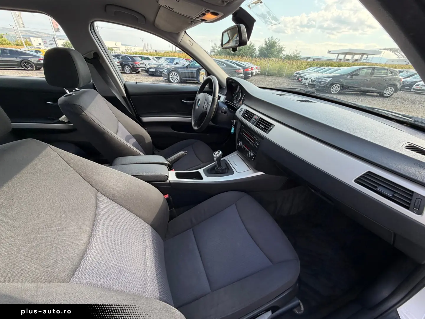BMW SERIA 3    EURO 5    DUBLU CLIMA