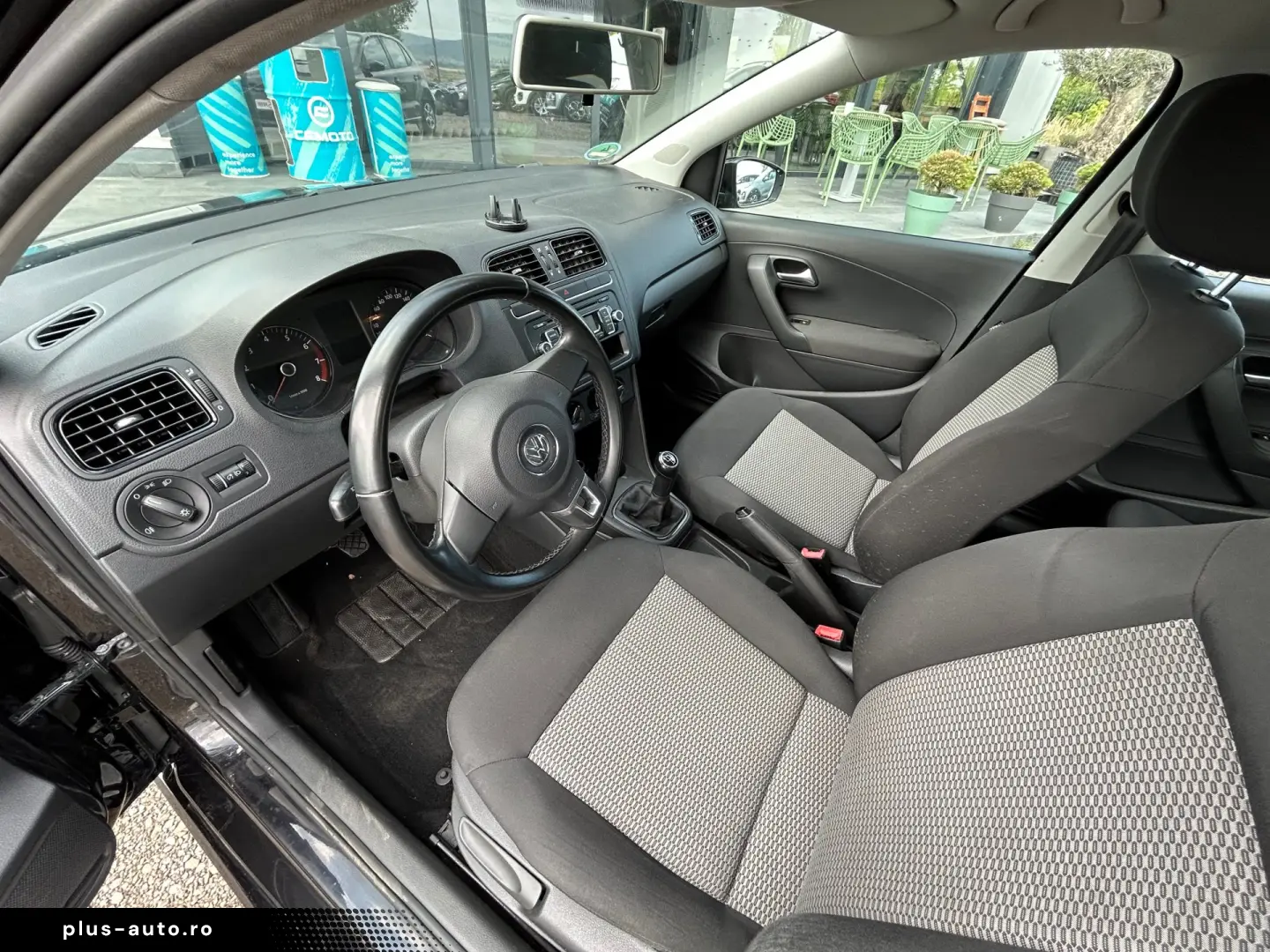 VOLKSWAGEN POLO    1.2 TSI    AER CONDITIONAT