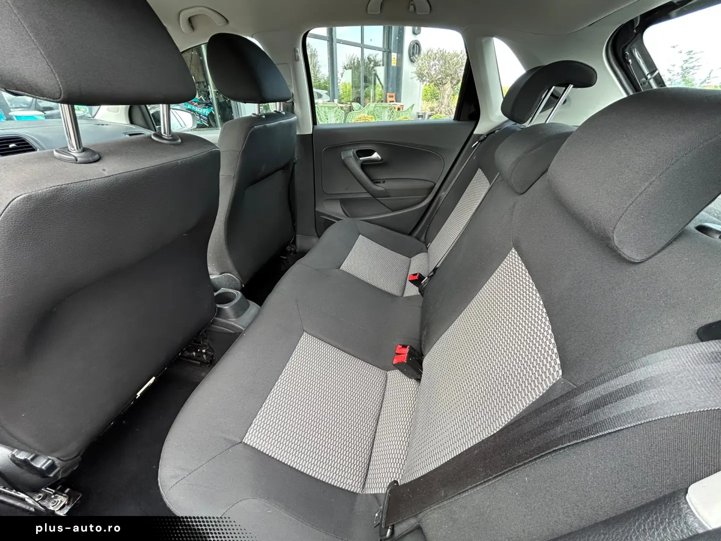 VOLKSWAGEN POLO    1.2 TSI    AER CONDITIONAT