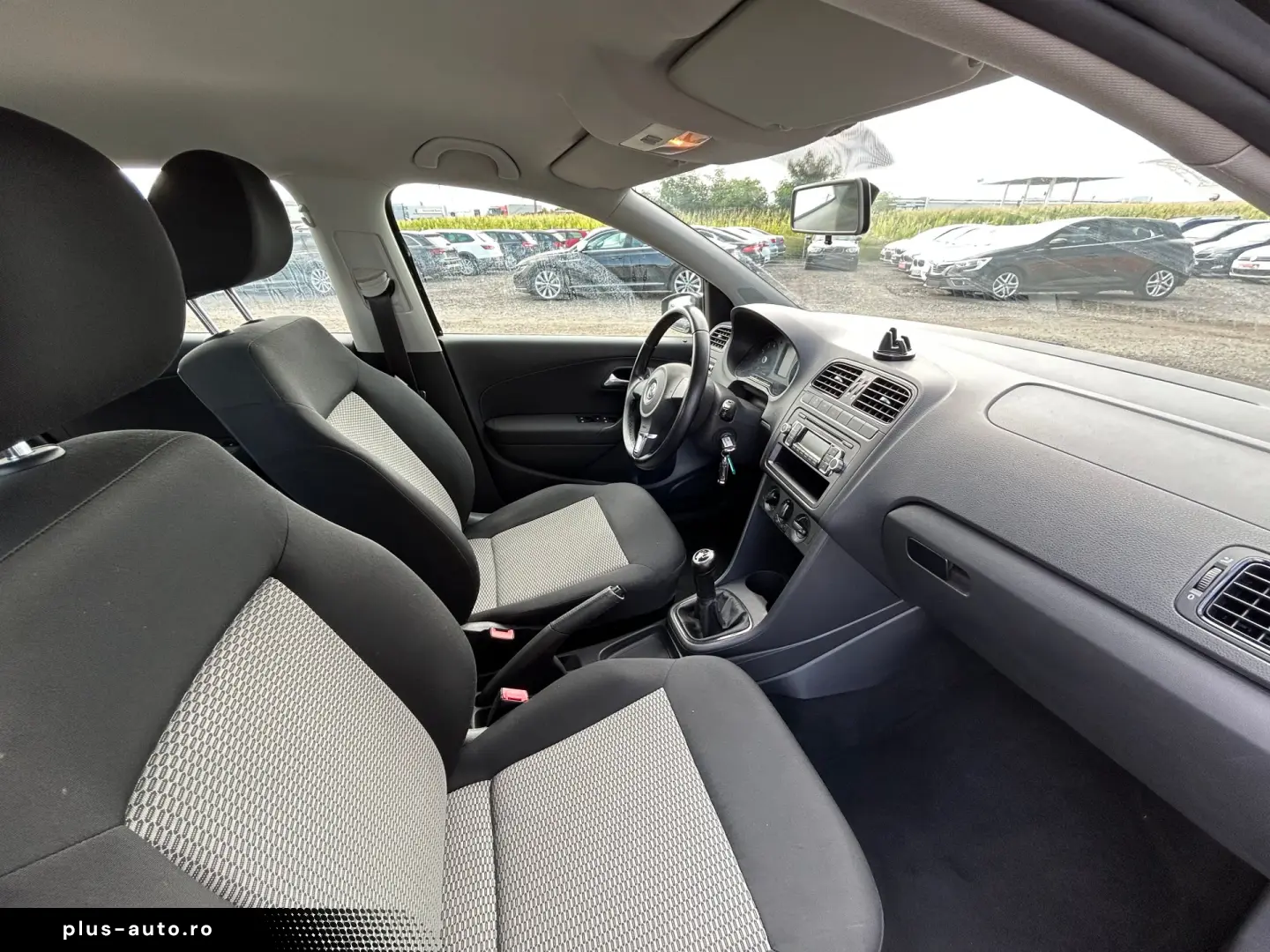 VOLKSWAGEN POLO    1.2 TSI    AER CONDITIONAT