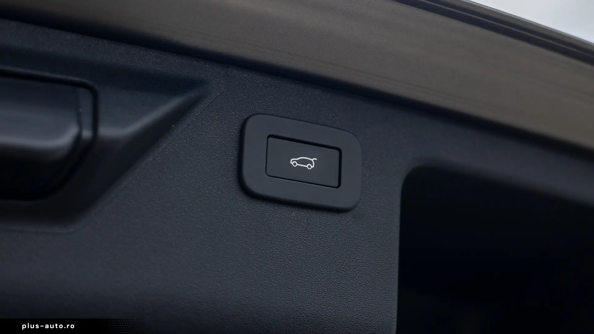 LAND ROVER Discovery Sport 2025 — imagine 13