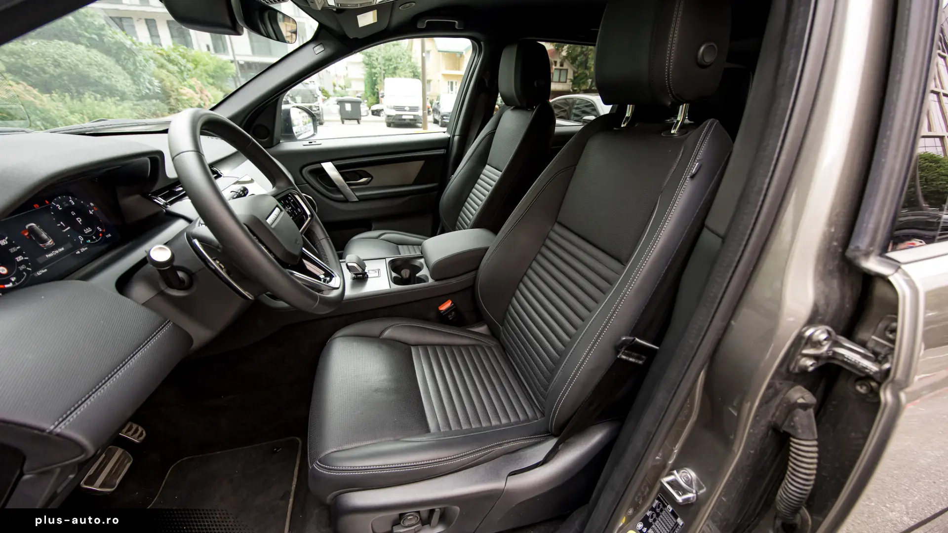 LAND ROVER Discovery Sport 2025 — imagine 18