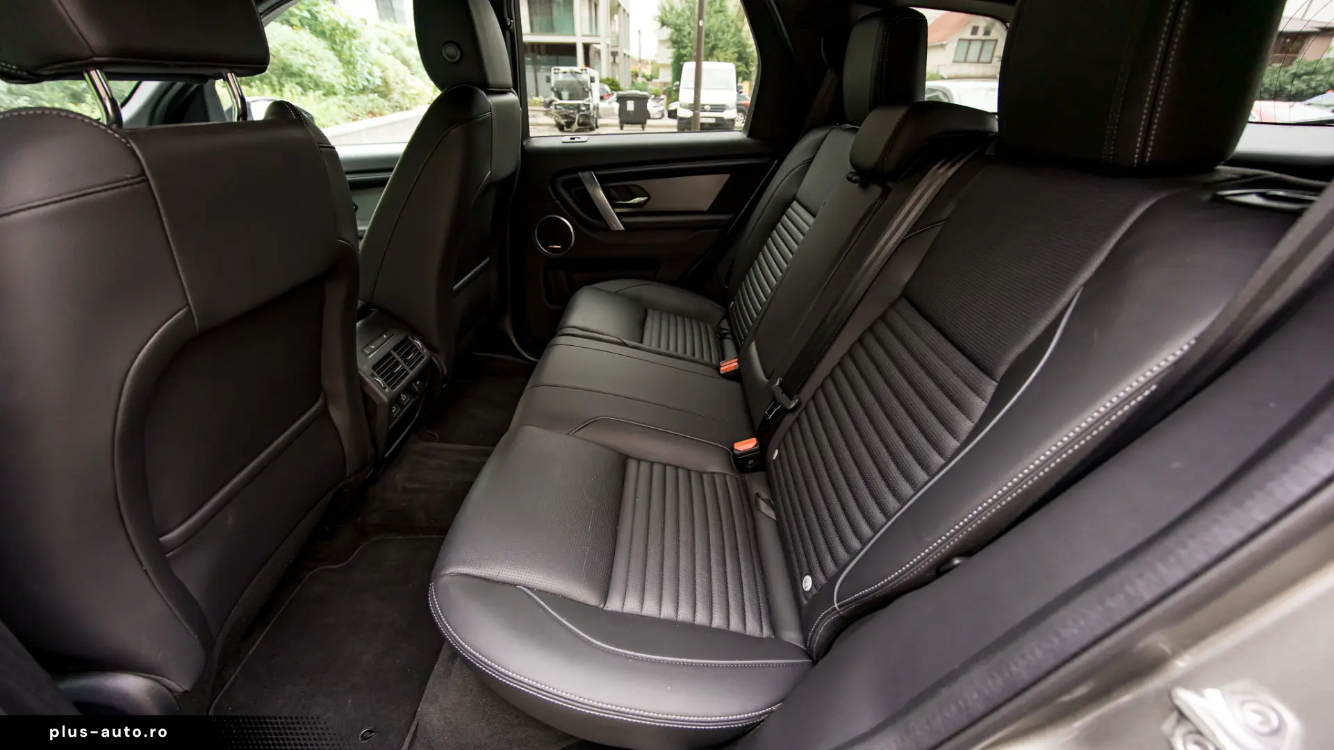 LAND ROVER Discovery Sport 2025 — imagine 27