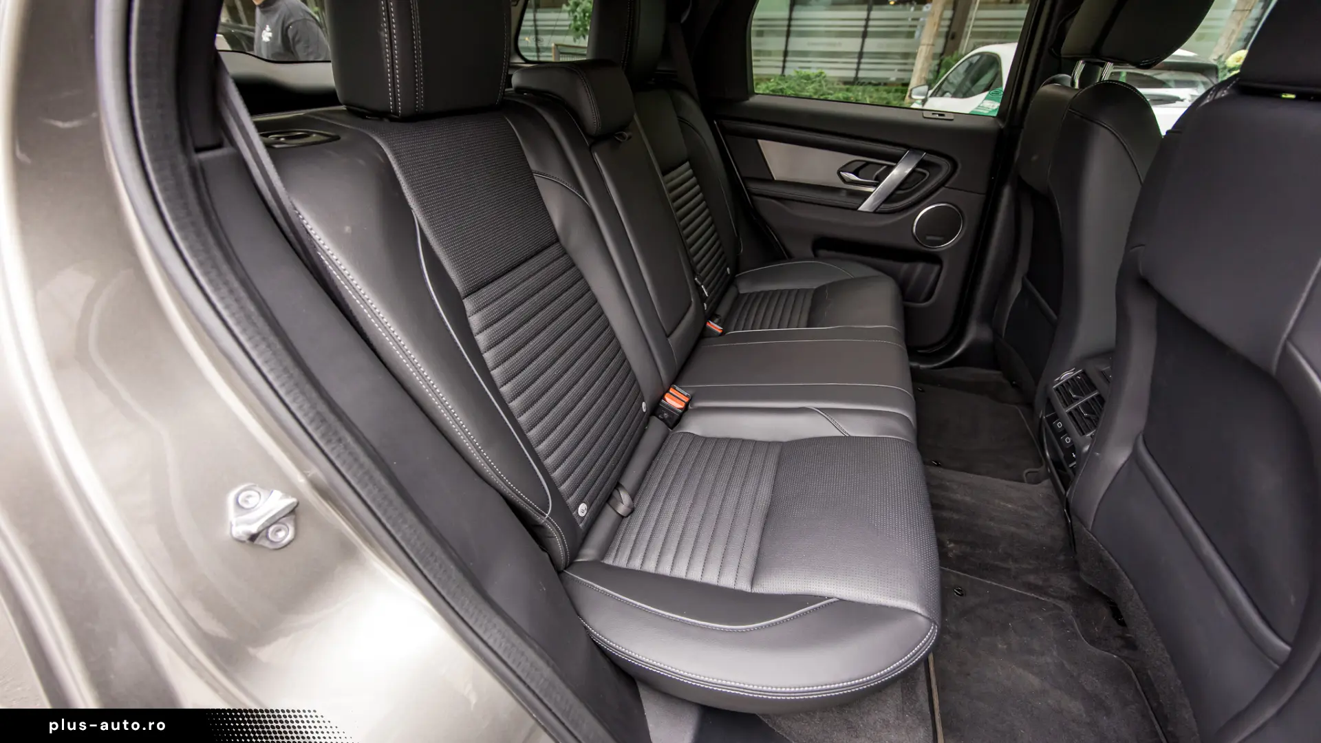 LAND ROVER Discovery Sport 2025 — imagine 29