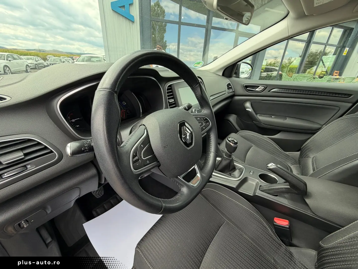 RENAULT MEGANE    1.2 TCe    CEASURI DIGITALE    DUBLU CLIMA