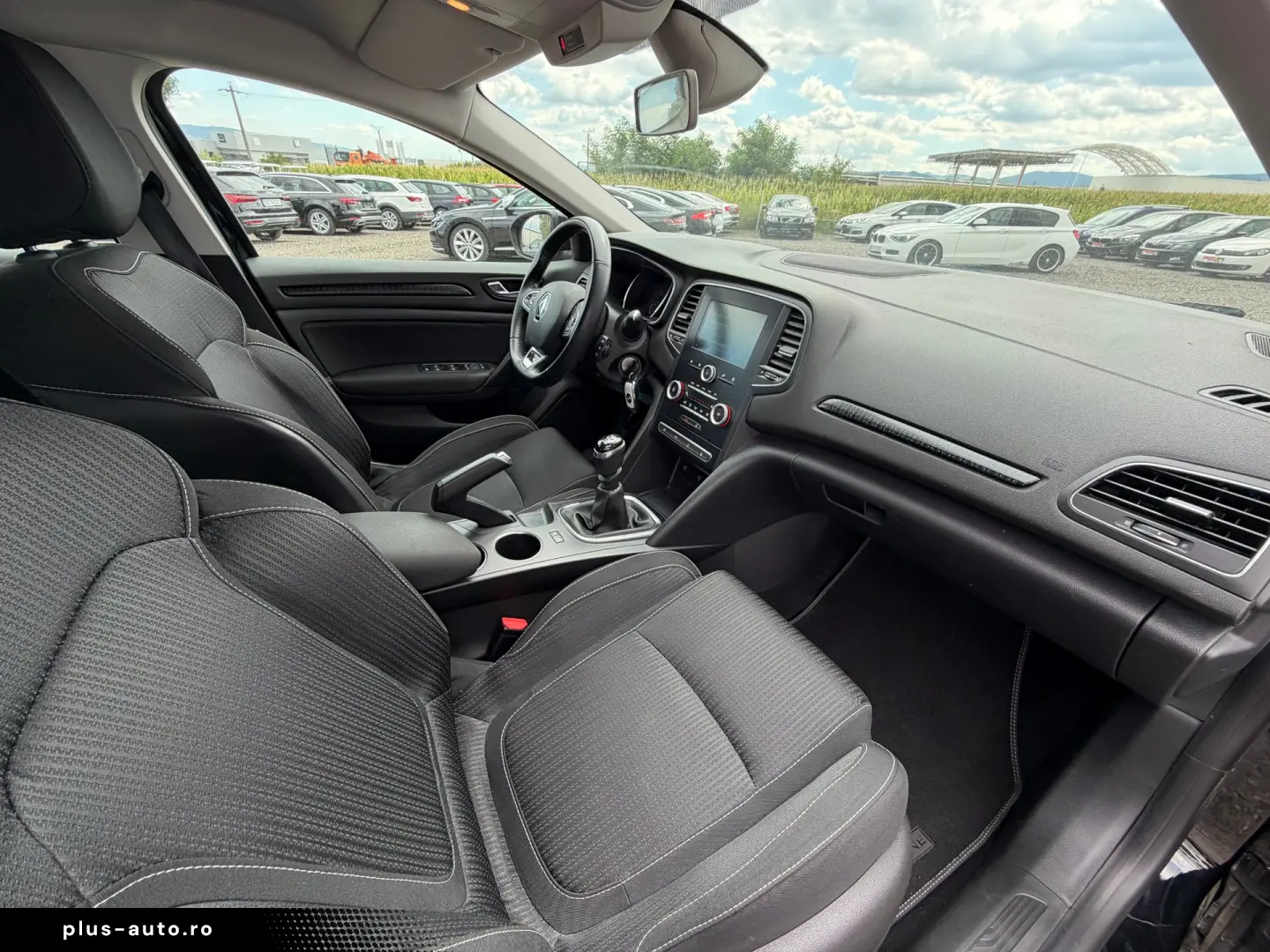 RENAULT MEGANE    1.2 TCe    CEASURI DIGITALE    DUBLU CLIMA