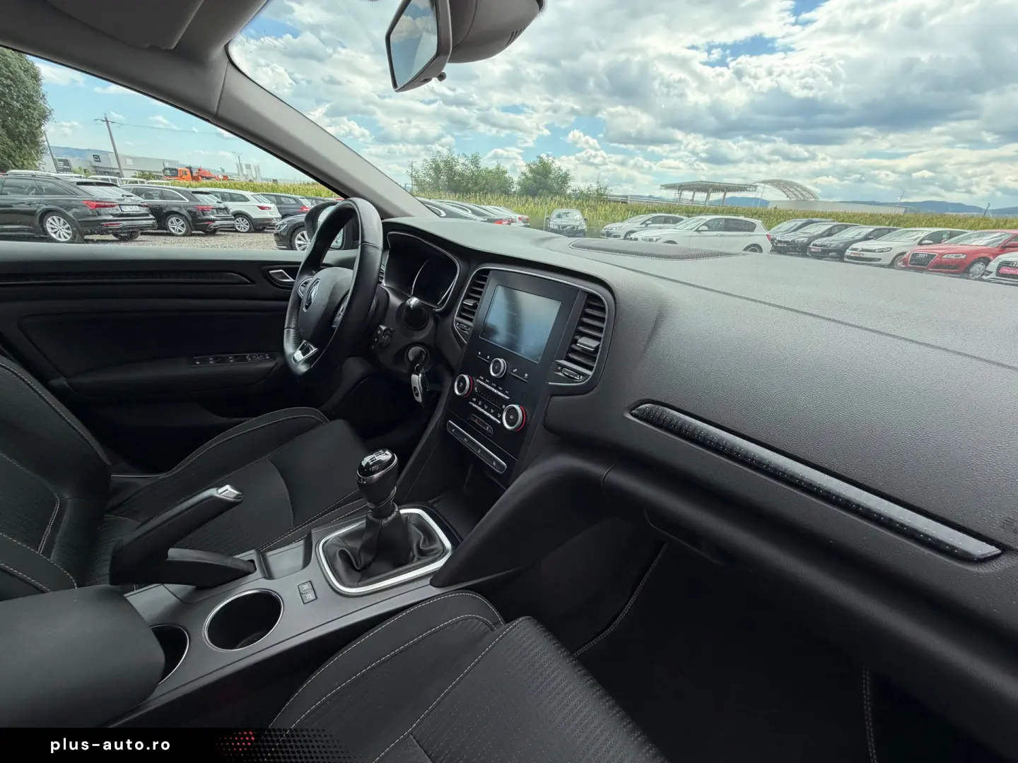 RENAULT MEGANE    1.2 TCe    CEASURI DIGITALE    DUBLU CLIMA